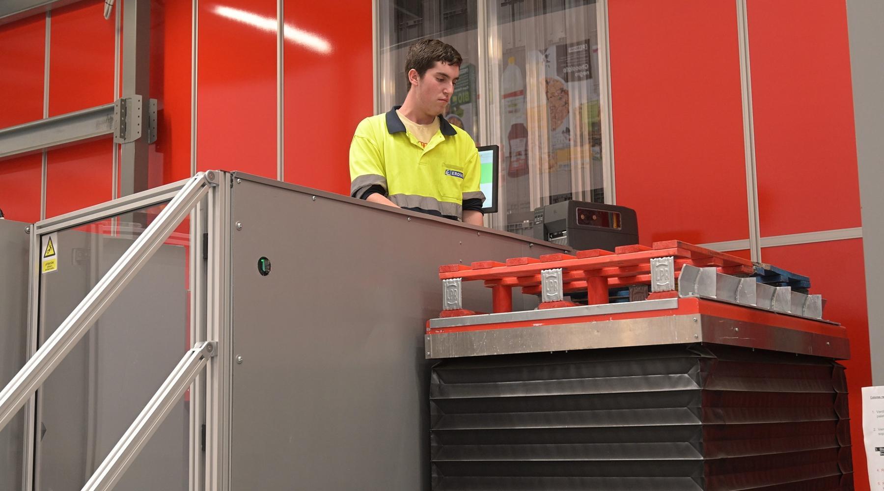 Eroski Improves Picking Efficiency Fivefold with AutoStore